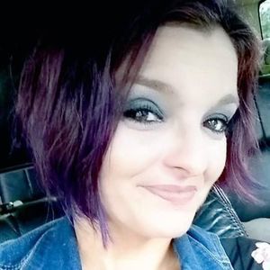 Meet your Posher, Hollie